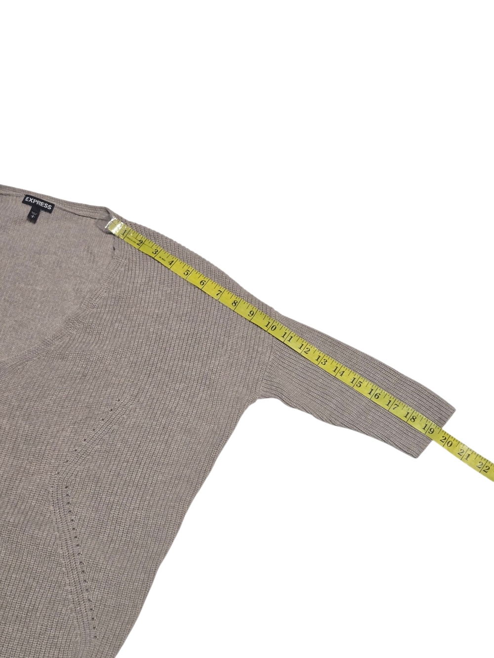 Express Oversized Taupe V-Neck Knit Dropped Shoulder Sweater Size Small - Picture 4 of 8